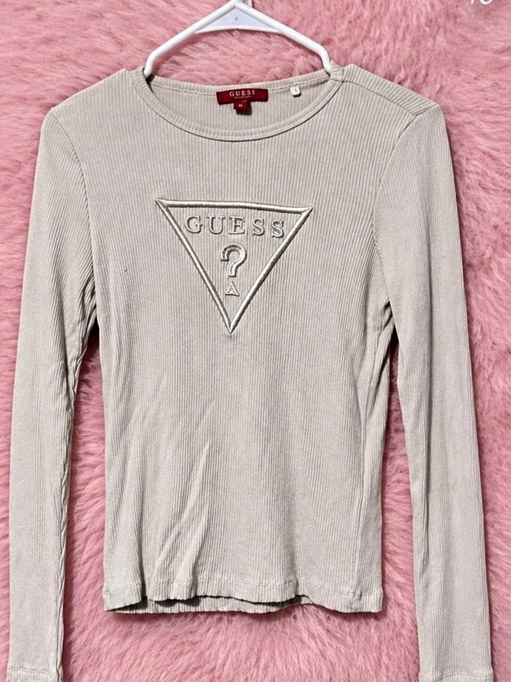 GUESS Slim Embroidered Long-Sleeve Tee beige